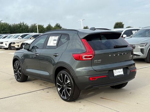 New 2026 Volvo XC40 B5 Ultra w/ Protection Package Premier image 5