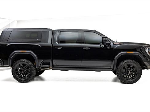 Used 2026 GMC Sierra 2500 AT4X image 19
