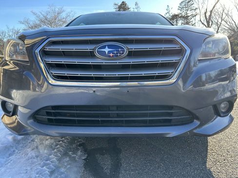 Used 2017 Subaru Legacy 2.5i Limited image 28