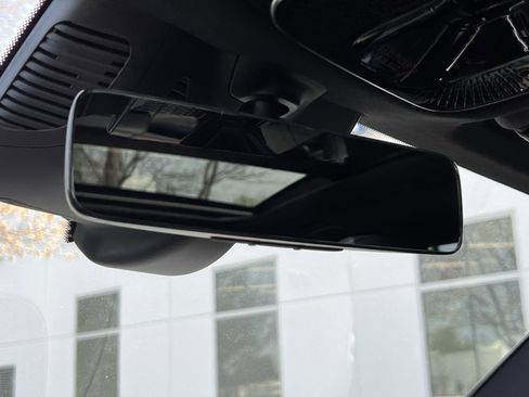 Certified 2025 Mercedes-Benz GLC 300 4MATIC image 27