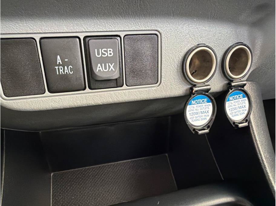 Used 2012 Toyota Tacoma 4x4 Double Cab w/ TRD Off-Road Pkg image 23
