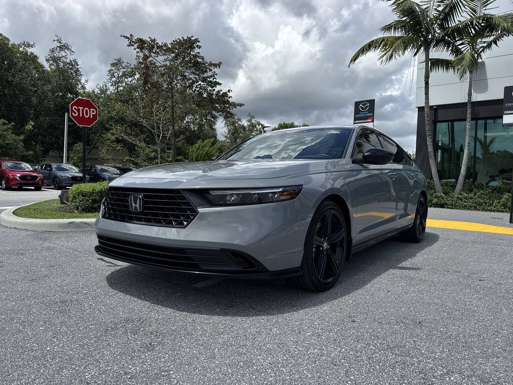 Used 2024 Honda Accord Sport image 31