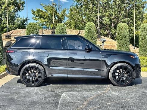 New 2027 Land Rover Range Rover Sport Dynamic SE AWD/4WD image 6