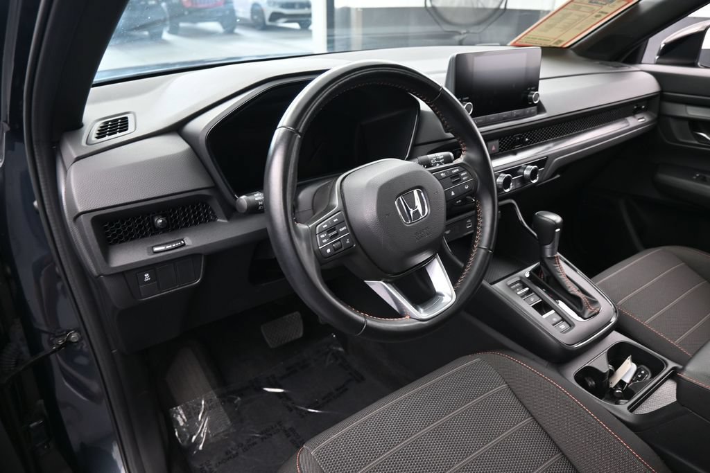 Used 2025 Honda CR-V Sport image 12
