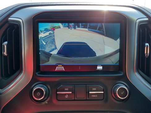 Used 2022 Chevrolet Silverado 1500 LT image 4