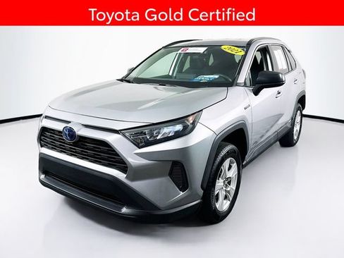 Certified 2021 Toyota RAV4 LE AWD/4WD image 4
