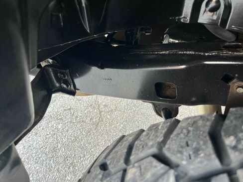 Used 2017 Jeep Wrangler Unlimited Rubicon AWD/4WD image 16