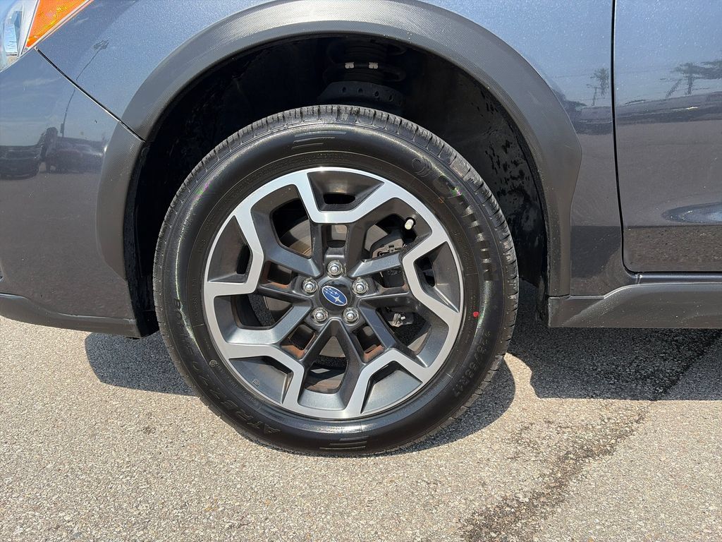 Used 2017 Subaru Crosstrek 2.0i Premium AWD/4WD image 28