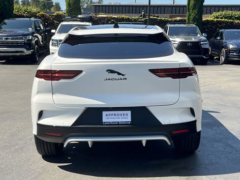 Certified 2024 Jaguar I-PACE R-Dynamic HSE AWD/4WD image 7