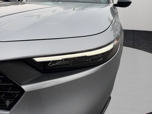 Used 2024 Honda Accord Sport image 9