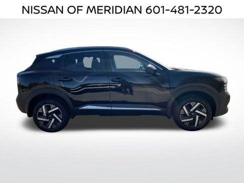 New 2026 Nissan Kicks SV w/ SV Premium Package FWD image 6
