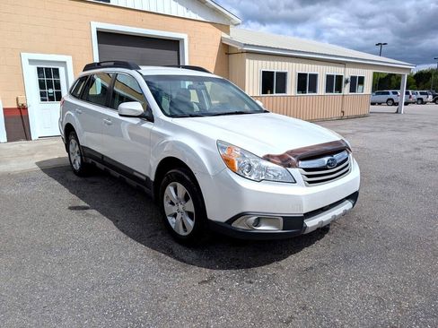 Used 2012 Subaru Outback 2.5i w/ Alloy Wheel Pkg image 3