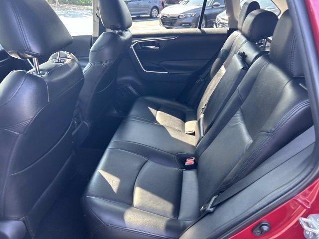 Used 2019 Toyota RAV4 XLE w/ Convenience Package AWD/4WD image 20