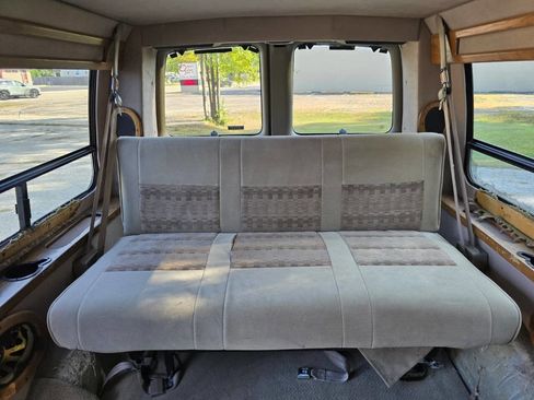 Used 1999 Chevrolet Express 1500 w/ Convenience Pkg image 5