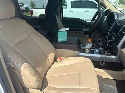 Used 2019 Ford F150 Lariat RWD image 24