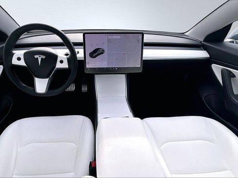 Used 2020 Tesla Model 3 Performance image 16