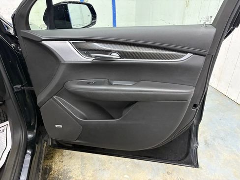 Used 2022 Cadillac XT6 Sport image 17