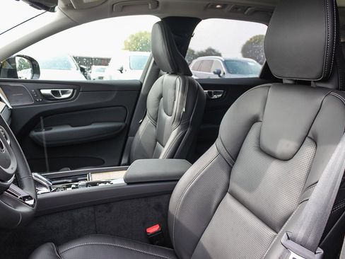 New 2026 Volvo XC60 B5 Ultra w/ Climate Package PRO image 20