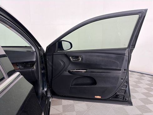 Used 2014 Toyota Avalon XLE Touring FWD image 30