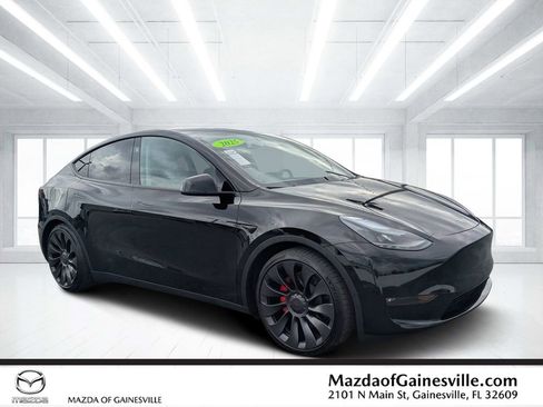 Used 2024 Tesla Model Y Performance image 1