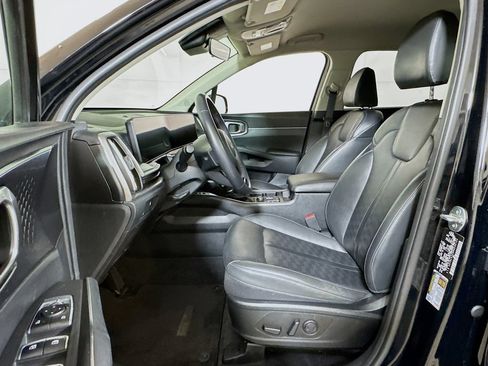 Used 2024 Kia Sorento S FWD image 19