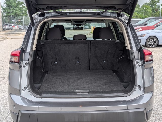 Used 2024 Nissan Rogue SV FWD image 13