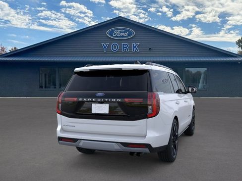 New 2025 Ford Expedition Platinum w/ Platinum Ultimate Package image 8