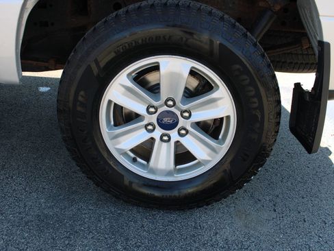 Used 2018 Ford F150 XL w/ Equipment Group 101A Mid image 15