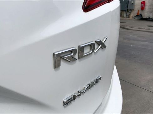 Used 2024 Acura RDX w/ Technology Package AWD/4WD image 10