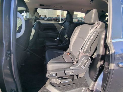 Used 2025 Honda Odyssey EX-L image 16