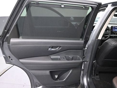 New 2026 Nissan Pathfinder Platinum image 31