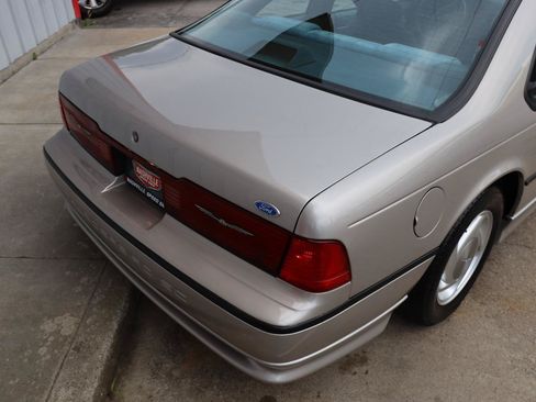 Used 1990 Ford Thunderbird Super RWD image 4