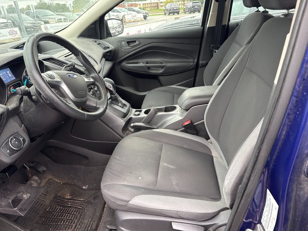 Used 2015 Ford Escape S FWD image 2