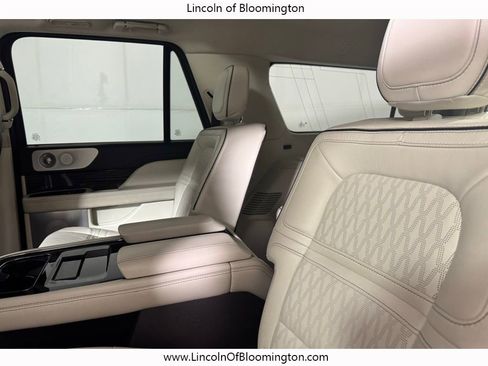 Certified 2022 Lincoln Navigator L Black Label AWD/4WD image 60