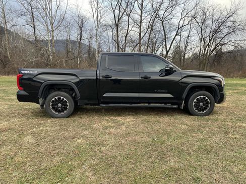 Used 2022 Toyota Tundra SR5 image 5