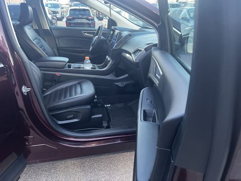 Used 2024 Ford Edge SEL w/ Convenience Package image 11