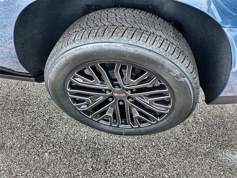 New 2026 GMC Yukon XL Denali w/ Sun & Power Step Package image 12