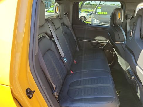 Used 2022 Rivian R1T Adventure image 20