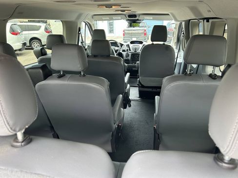 Used 2015 Ford Transit 150 XLT RWD image 8