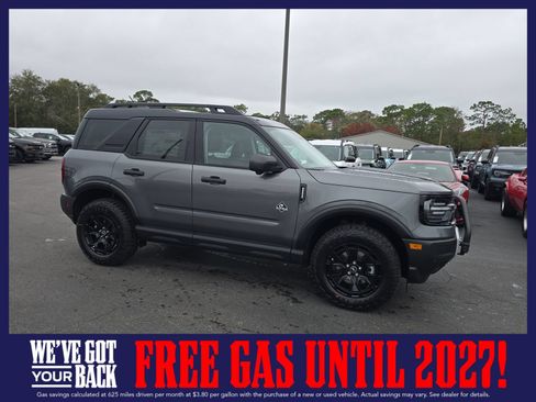 New 2025 Ford Bronco Sport Outer Banks w/ Sasquatch Outer Banks Package AWD/4WD image 2