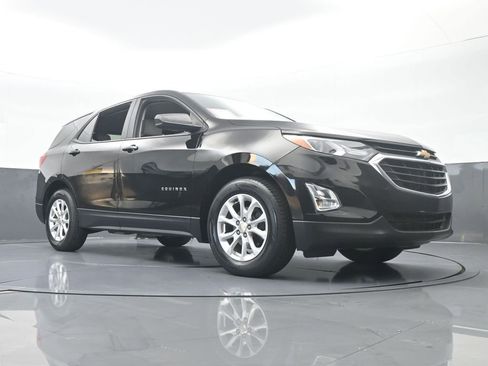 Used 2020 Chevrolet Equinox LS image 59