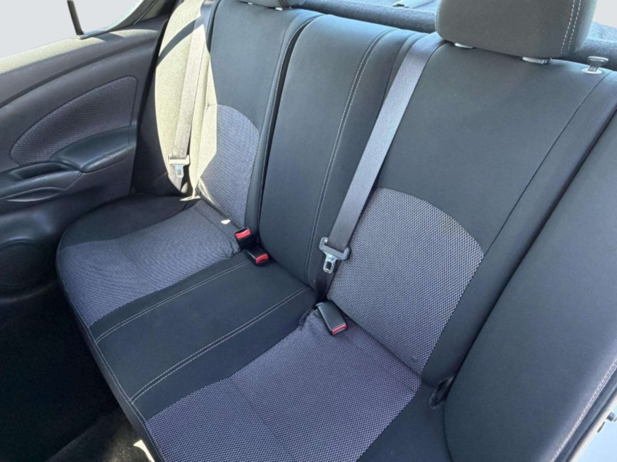Used 2019 Nissan Versa SV FWD image 20
