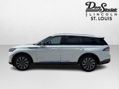 New 2026 Lincoln Aviator AWD image 6