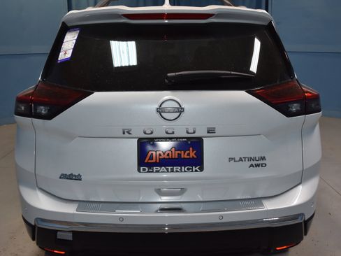 New 2026 Nissan Rogue Platinum w/ Platinum Premium Package image 24