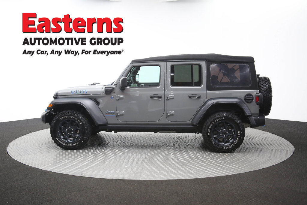 Used 2023 Jeep Wrangler Unlimited w/ Cold Weather Group AWD/4WD image 63