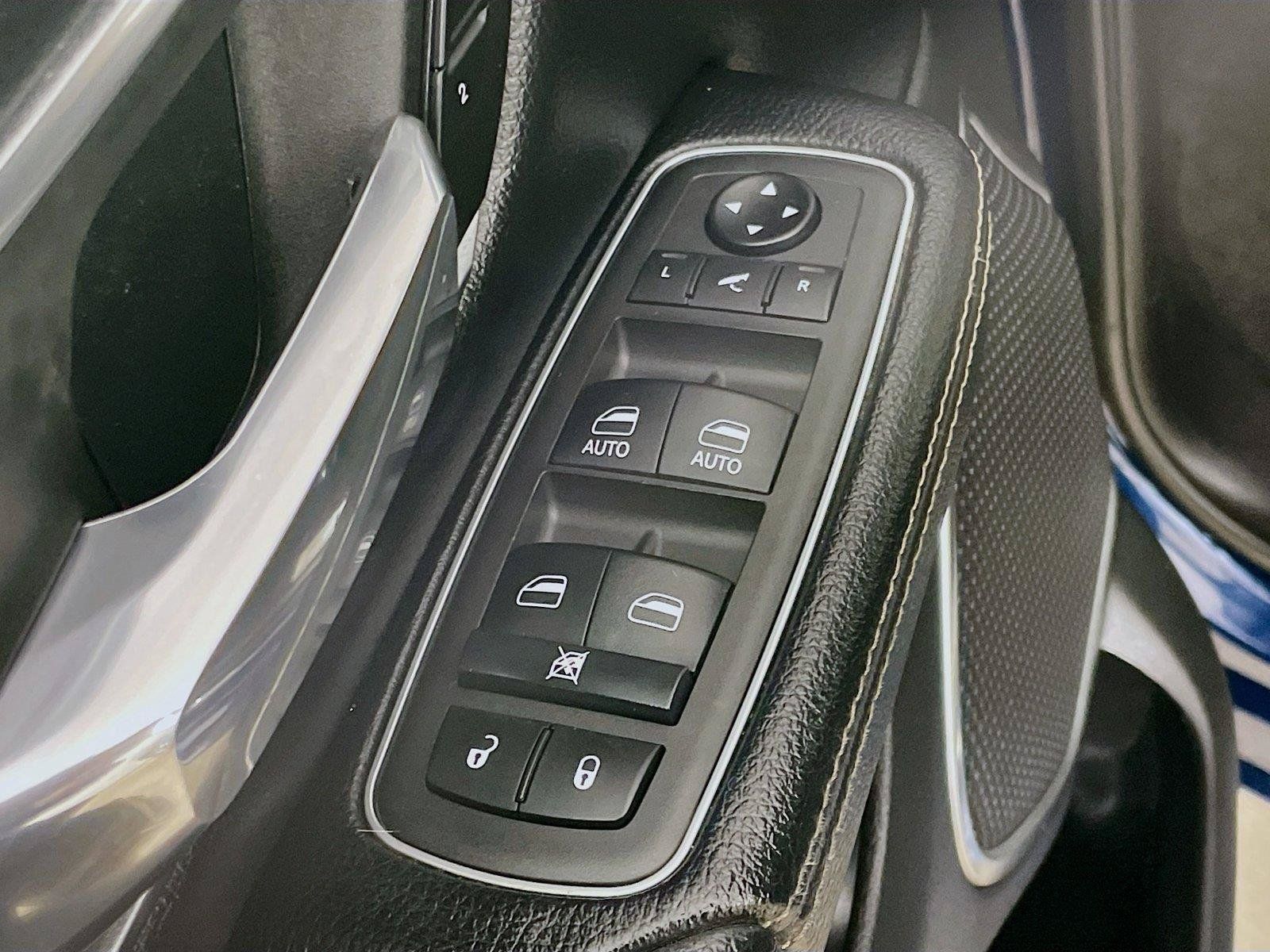 Used 2021 RAM 1500 Laramie AWD/4WD image 18