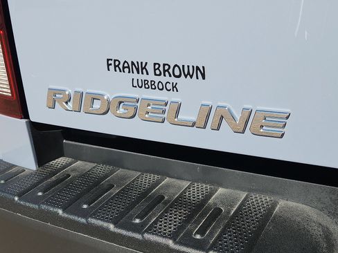 Used 2023 Honda Ridgeline Sport image 8