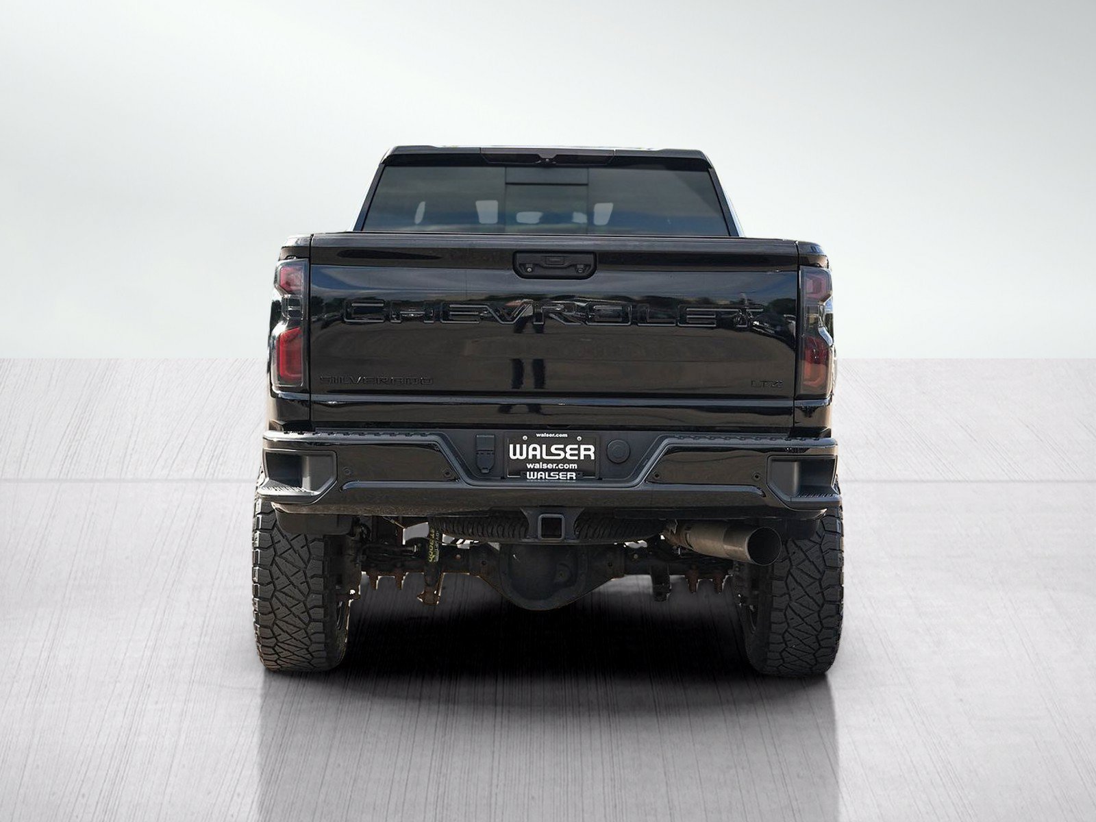 Used 2023 Chevrolet Silverado 3500 LTZ w/ LTZ Plus Package AWD/4WD image 5