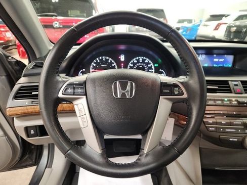 Used 2011 Honda Accord EX-L image 19