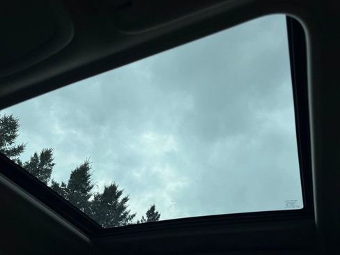 Used 2019 Subaru Forester Premium AWD/4WD image 12